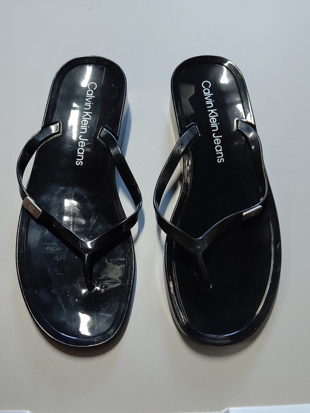 CALVIN KLEIN Jeans Women's Black Jelly Flip Flops shiny Casual Summer